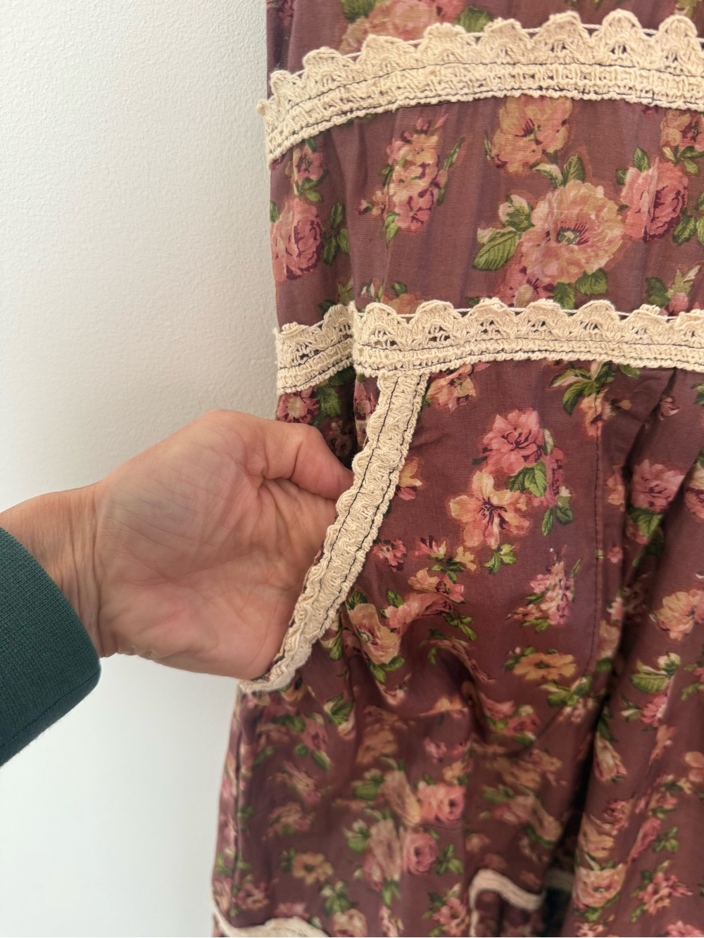 Prairie Floral Cottagecore Dress Size S Lace Trim Rose Print Boho Romantic - Picture 4 of 10